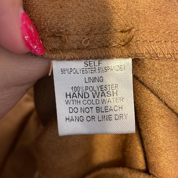 Fashion Nova Maryland Suede Romper in Camel color size M - Picture 8 of 16